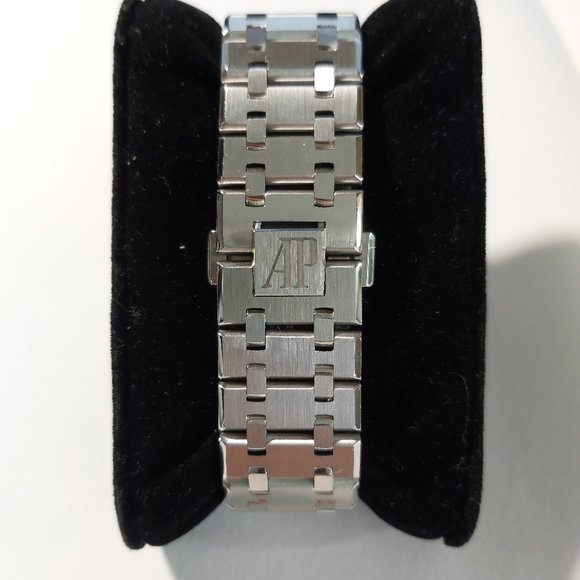 Audemars Piguet Royal Oak 41mm 15500 Basel 2019 SS/SS Black - Picture 10 of 17